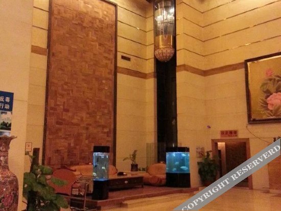 Фошань: Yuelong Hotel (Foshan Lishui Branch)