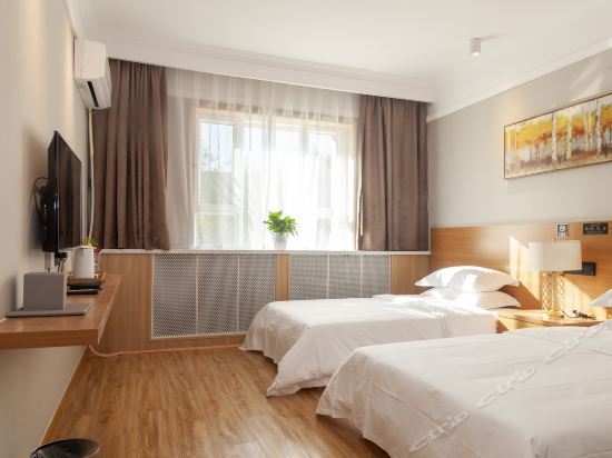 Урумчи: Shahai City Hotel (Urumqi International Airport)