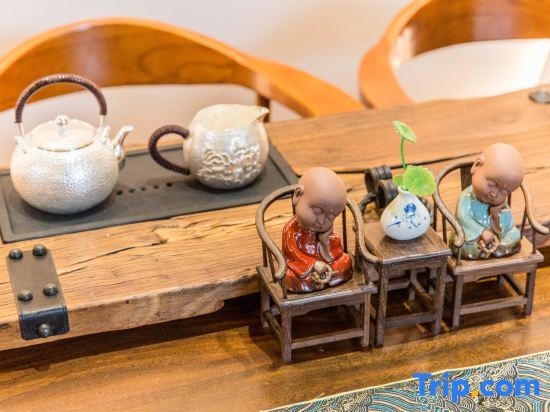 Лицзян: LiJiang Shiningland Resort Hotel（Lijiang Old Town）