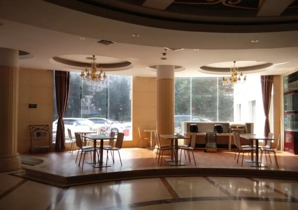 Гуанчжоу: GreenTree Alliance GuangDong GuangZhou HuaDu District YunShan Avenue Sports Center Hotel