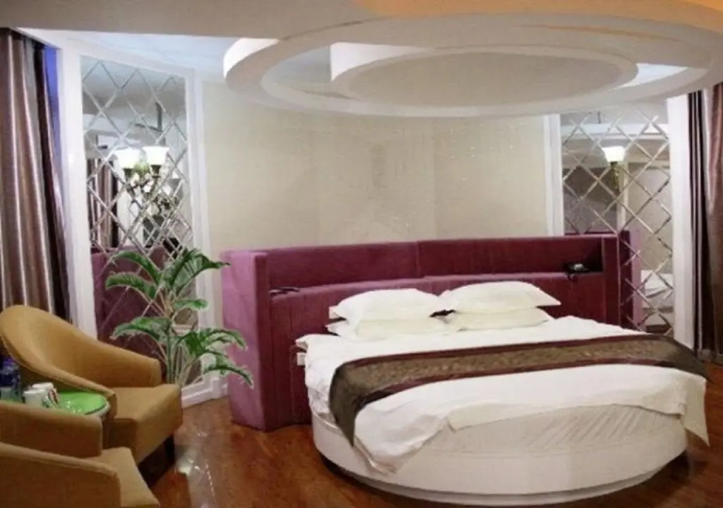 Гуанчжоу: GreenTree Alliance GuangDong GuangZhou HuaDu District YunShan Avenue Sports Center Hotel