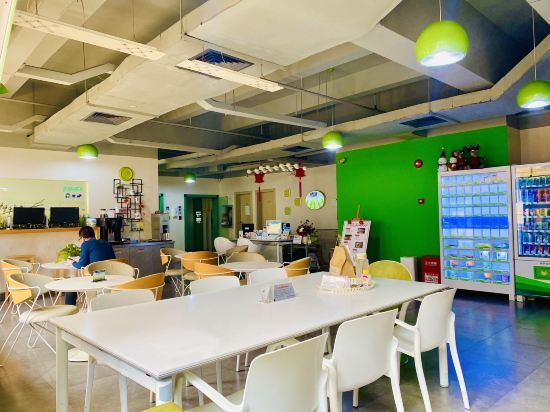 Шэньчжэнь: Qiyou Capsule Youth Hostel