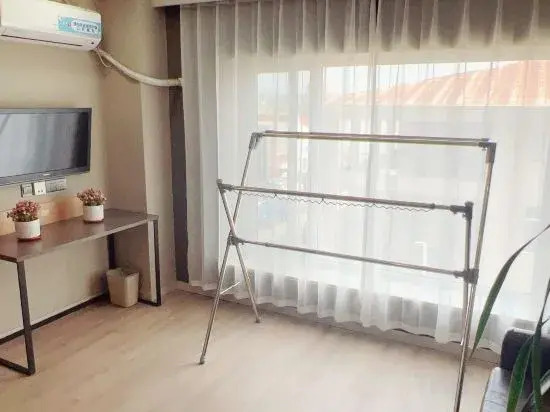 Даньдун: Homeinn Selected Hotel (Dandong Yalu River Bridge Broken Bridge Scenic Area Railway Station)