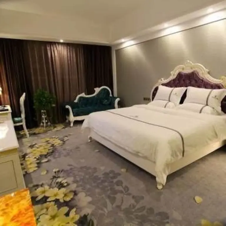 Фанчэнган: Gauteng International Hotel Dongxing