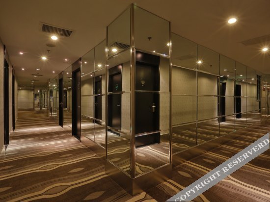 Пекин: Beijing Yizhuang Rongjingxijie Atour Hotel