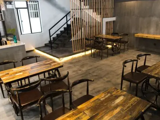 Санья: Lanhai Xiaozhu Hostel