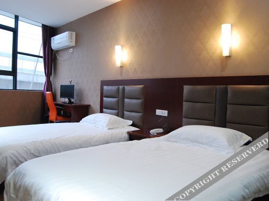 Ухань: Xinlian Hotel