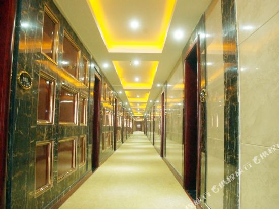 Цзаочжуан: Dongfang Luoma Express Hotel