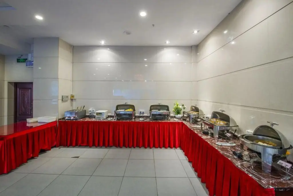 Лоуди: Jinfeng Hotel (Louxing Square Spring Garden Pedestrian Street Store)