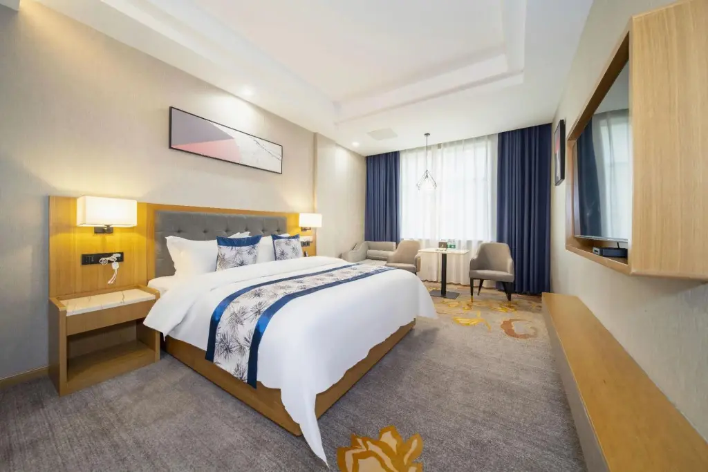Лоуди: Jinfeng Hotel (Louxing Square Spring Garden Pedestrian Street Store)