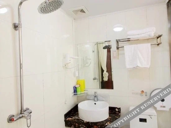 Циндао: Aike 100 Chain Hotel Qingdao Liuting Airport 2nd