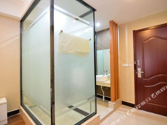 Цзяочжоу: Xidelong Business Hotel