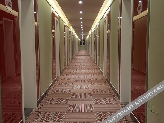 Дежоу: Thank Inn Chain Hotel Shandong Dezhou Decheng District Tianhong Plaza