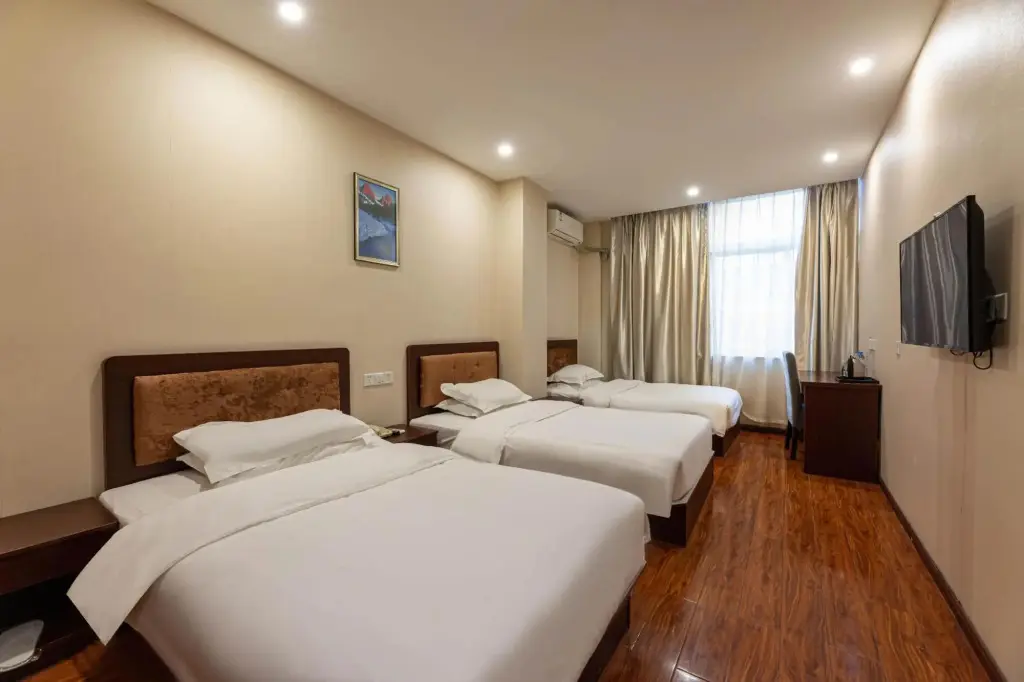 Янчжоу: Elan Hotel(Yizheng Wannian Avenue)