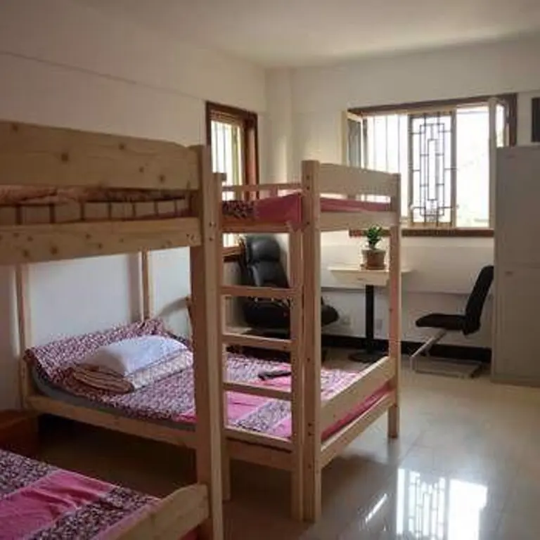 Сиань: Shu Yuan Men of Shang Jian Simple Capsule Home