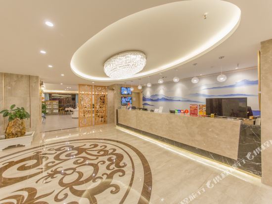 Куньмин: Kunming Baosheng Hotel