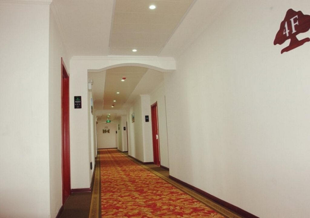 GreenTree Inn LiuAn WanXi Avenue ShengLi Road Express Hotel — фото 1