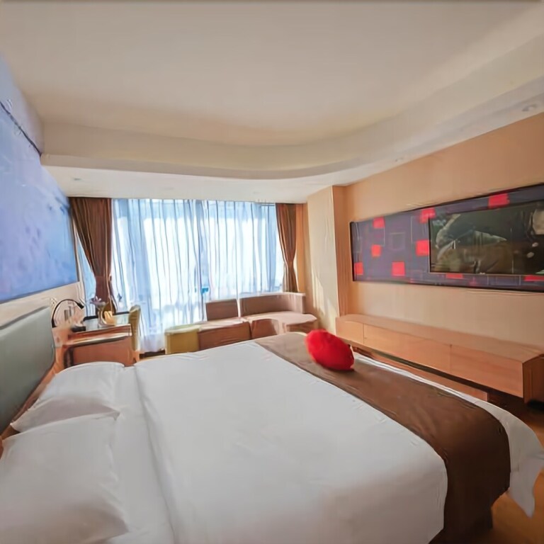 Циндао: Thank Inn Plus Hotel Qingdao Development Zone Xiangjiang Road Yangtze River Shopping Plaza