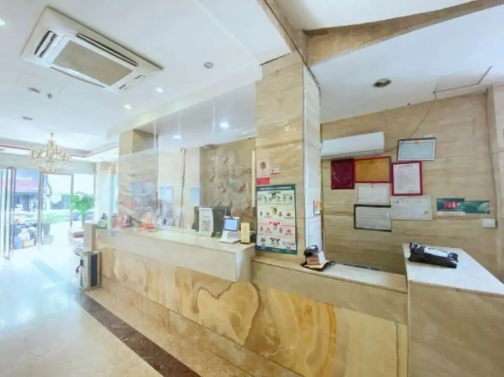 Нинбо: Huayi Hotel