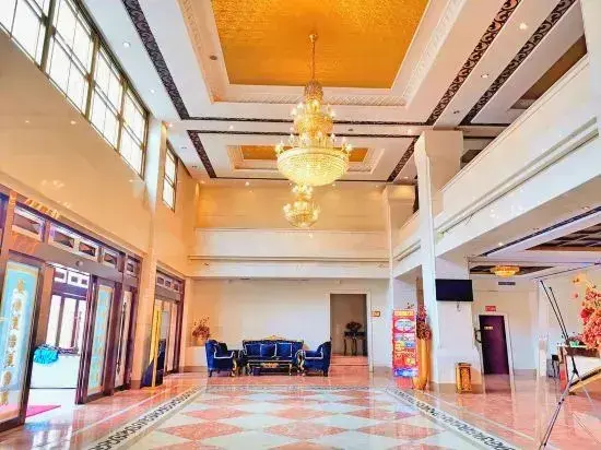 Зойдж: Zoige Grand Hotel (Zoige County People's Government)