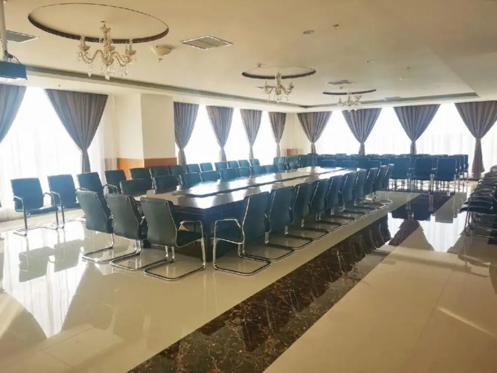 Пэнлай: Hongda Ge'er Lidu Hotel (Yantai International Airport Store)