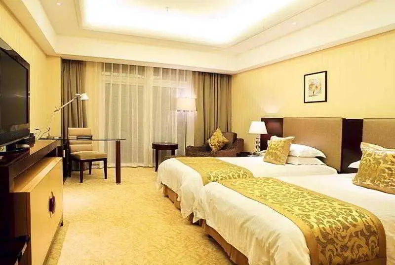 Шанхай: Oriental Bund Hotel