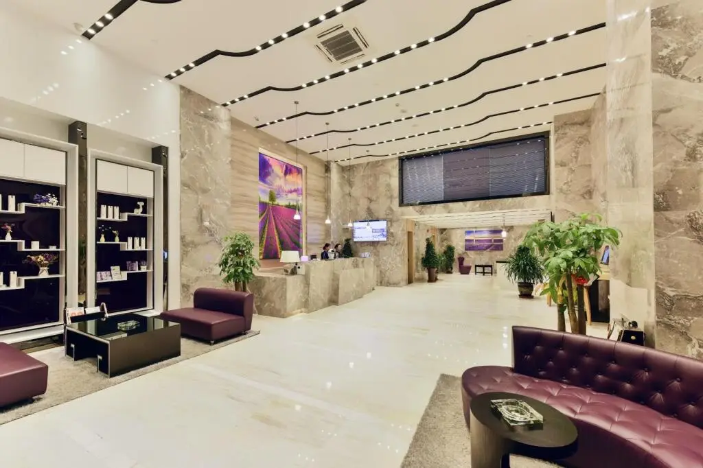 Lavande Hotel Xining Hai Lake New District Stadium — фото 1