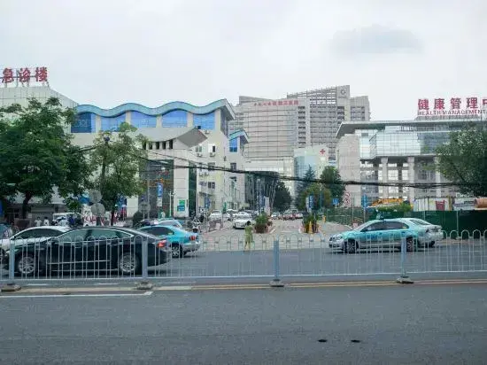 Чанша: Changsha Hongyang Fashion Hotel (Xiangya Third Hospital MixC Store)