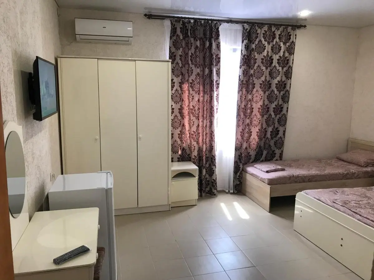 Дивноморское: Guesthouse U Ivana