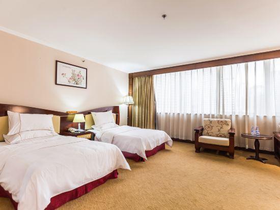 Гуанчжоу: Guomen Hotel