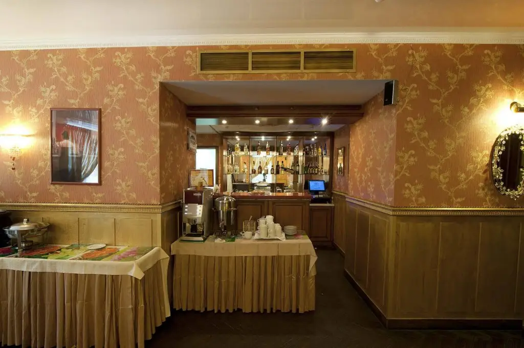 Москва: Zolotoy Kolos Hotel