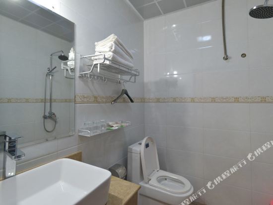Аньшунь: Huangguoshu Family Portrait Hotel