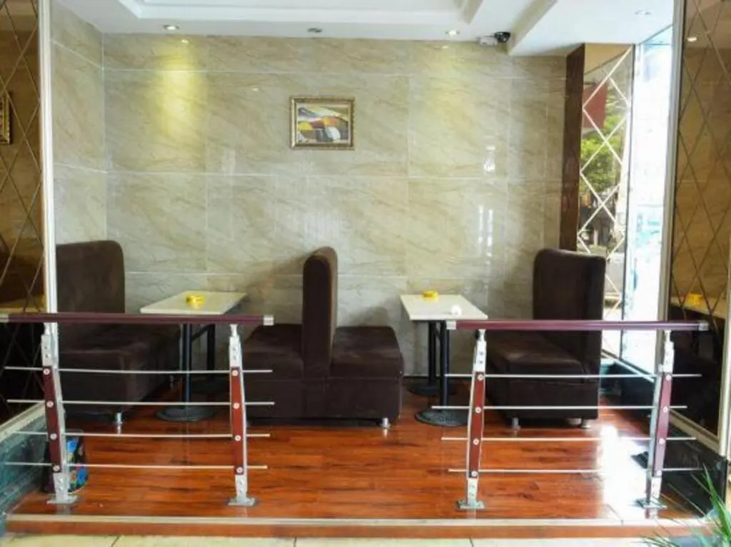 Наньчан: Sunshine Fashion Hotel (Nanchang University Yi Affiliated Hospital)