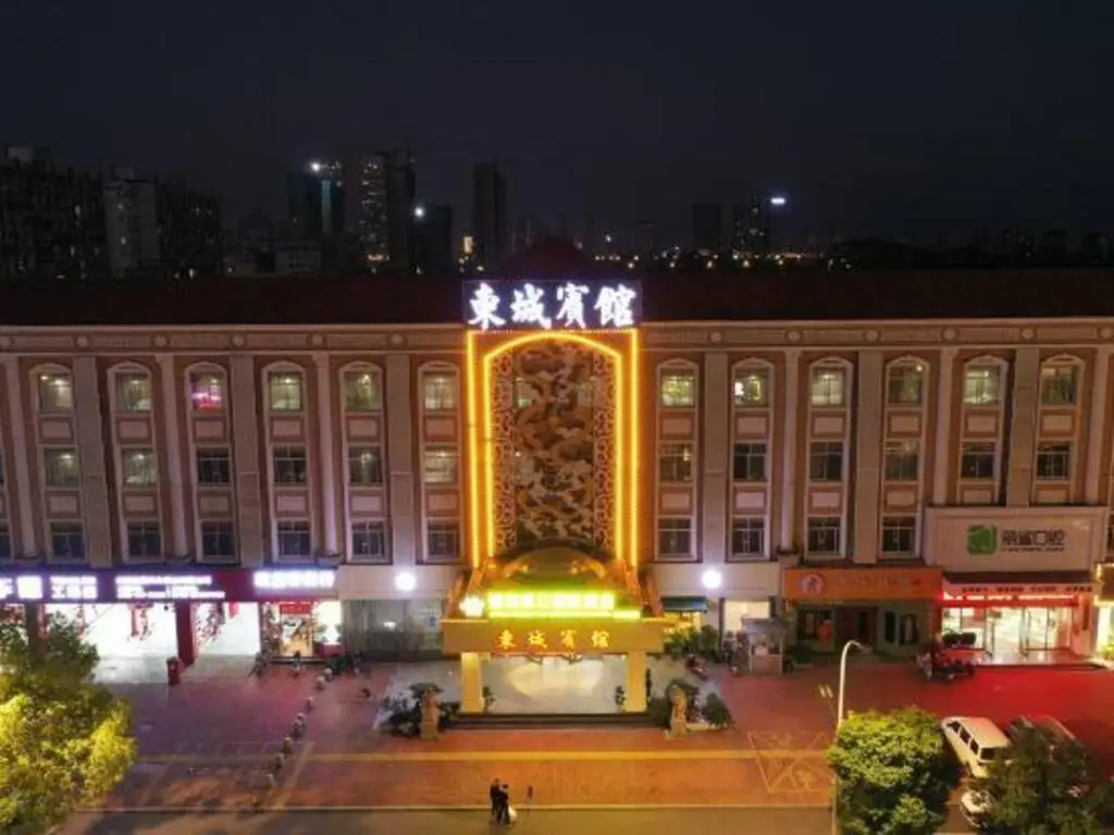 Dongcheng Hotel (Nanchang Wanxianghui Aixihu West Metro Station Branch) — фото 1