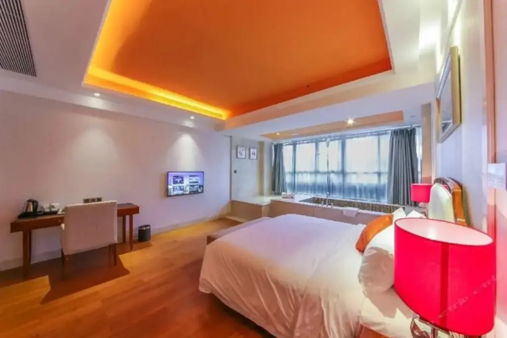 Хейан: Heyuan Bavarian Manor Argyle Resort & Austere Bodhi Hotel