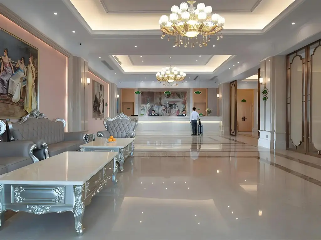 Сямынь: Vienna Classic Hotel (Zhangzhou Longchi Center)