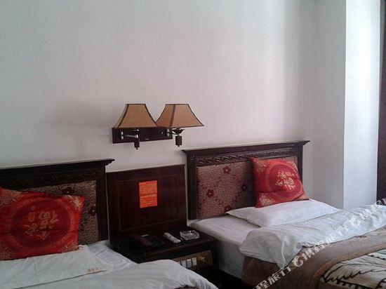 Qiansheng Hotel Lijiang — фото 1
