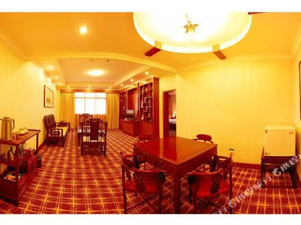 Цзыбо: International Academic Exchange Center of Shandong University of Technology Hotel