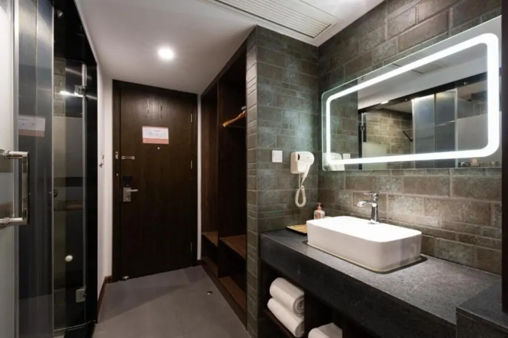Тяньцзинь: Nostalgia Hotel（Tianjin Binhai Tanggu）