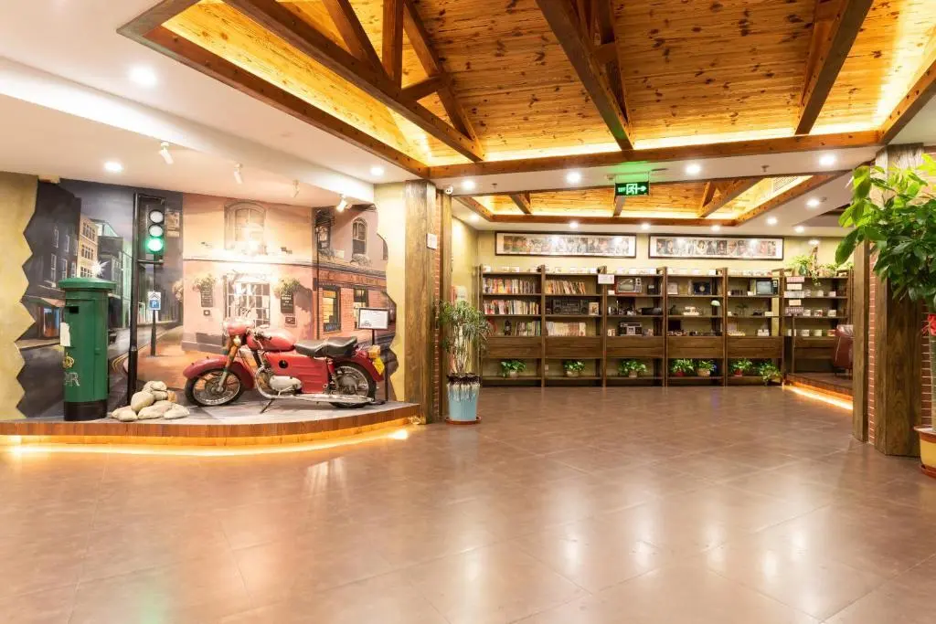 Тяньцзинь: Nostalgia Hotel（Tianjin Binhai Tanggu）