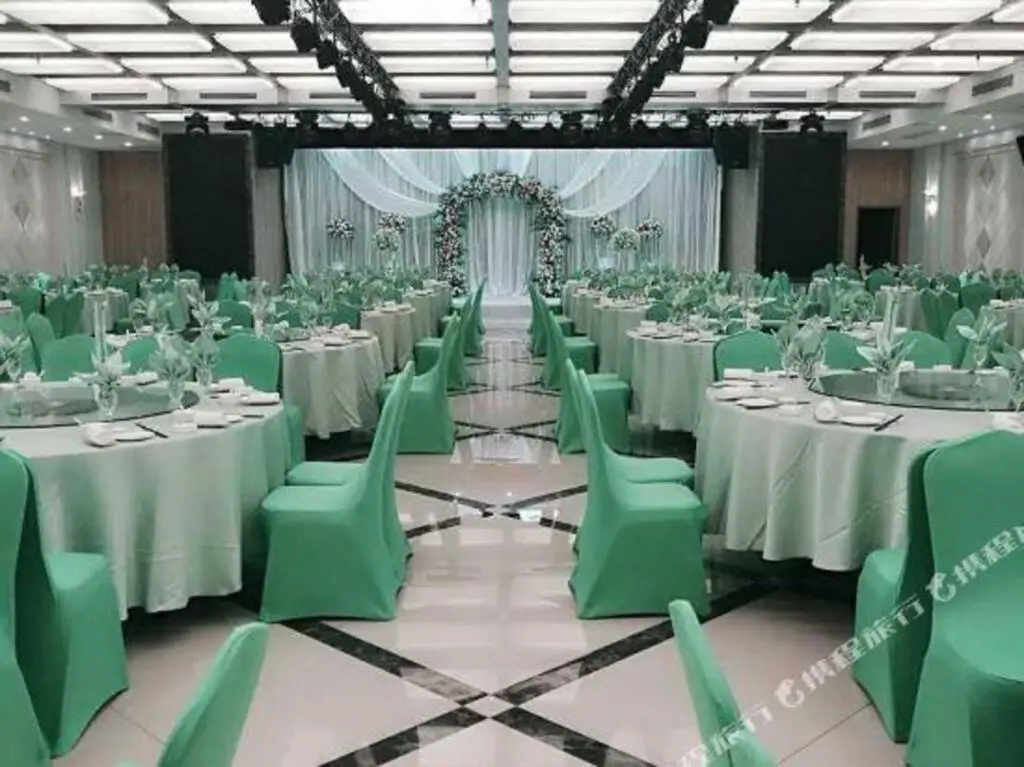 Тайчжоу: New World International Hotel