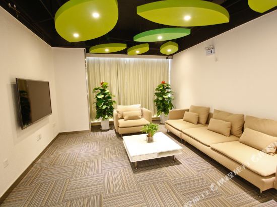 Сиань: Shriver Hotel (Xi'an Convention and Exhibition Center Sanyu Subway Station)