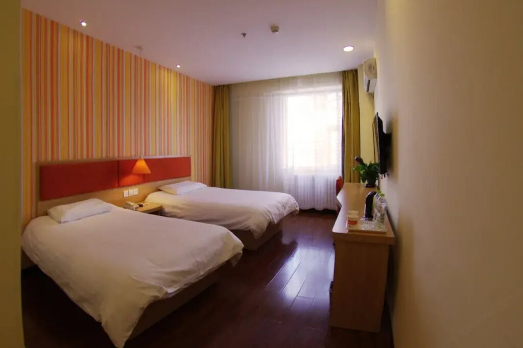 Homeinn Hotel (Beijing Huairou Yingbin Road) — фото 1