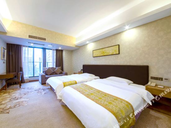 Чэнду: MiYa Hotel (Chengdu Century City Exhibition Center Subway Station Store)