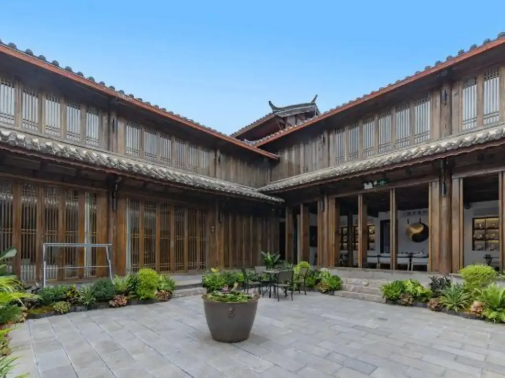 Лицзян: Qinghuandu Jianfa Inn (Lijiang Ancient City Mufu Branch)