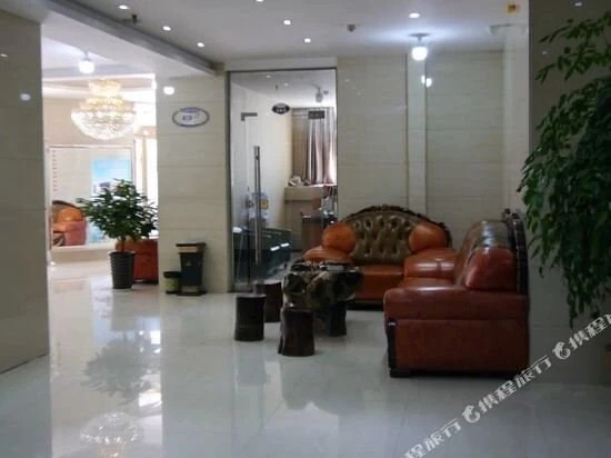 Haisheng Hotel (Linyi Terracotta Warriors and Horses Yinqiao Avenue Subway Station) — фото 1