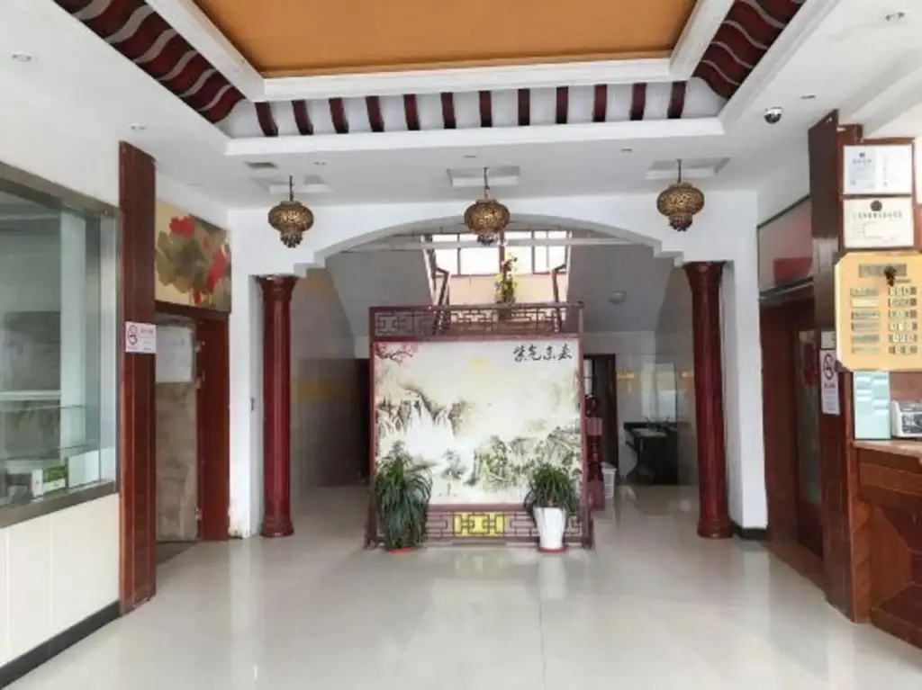 Jingxian Zhixing Hotel — фото 1