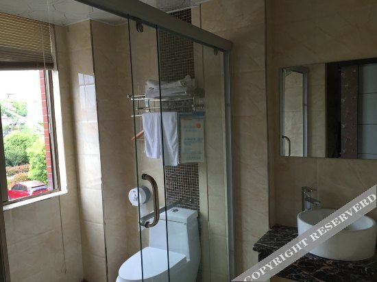 Иу: Yuehe Hostel