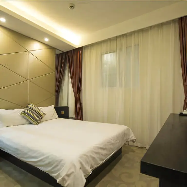 Шанхай: Fast 109 Hotel Chain Shanghai Baoshan Road Metro Station