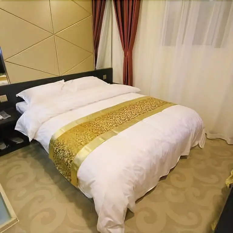 Шанхай: Fast 109 Hotel Chain Shanghai Baoshan Road Metro Station